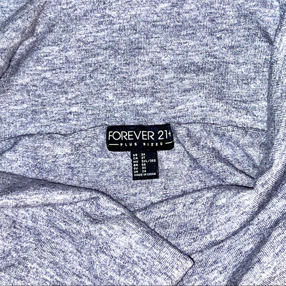 Forever 21 Gray Top - Picture 3 of 3